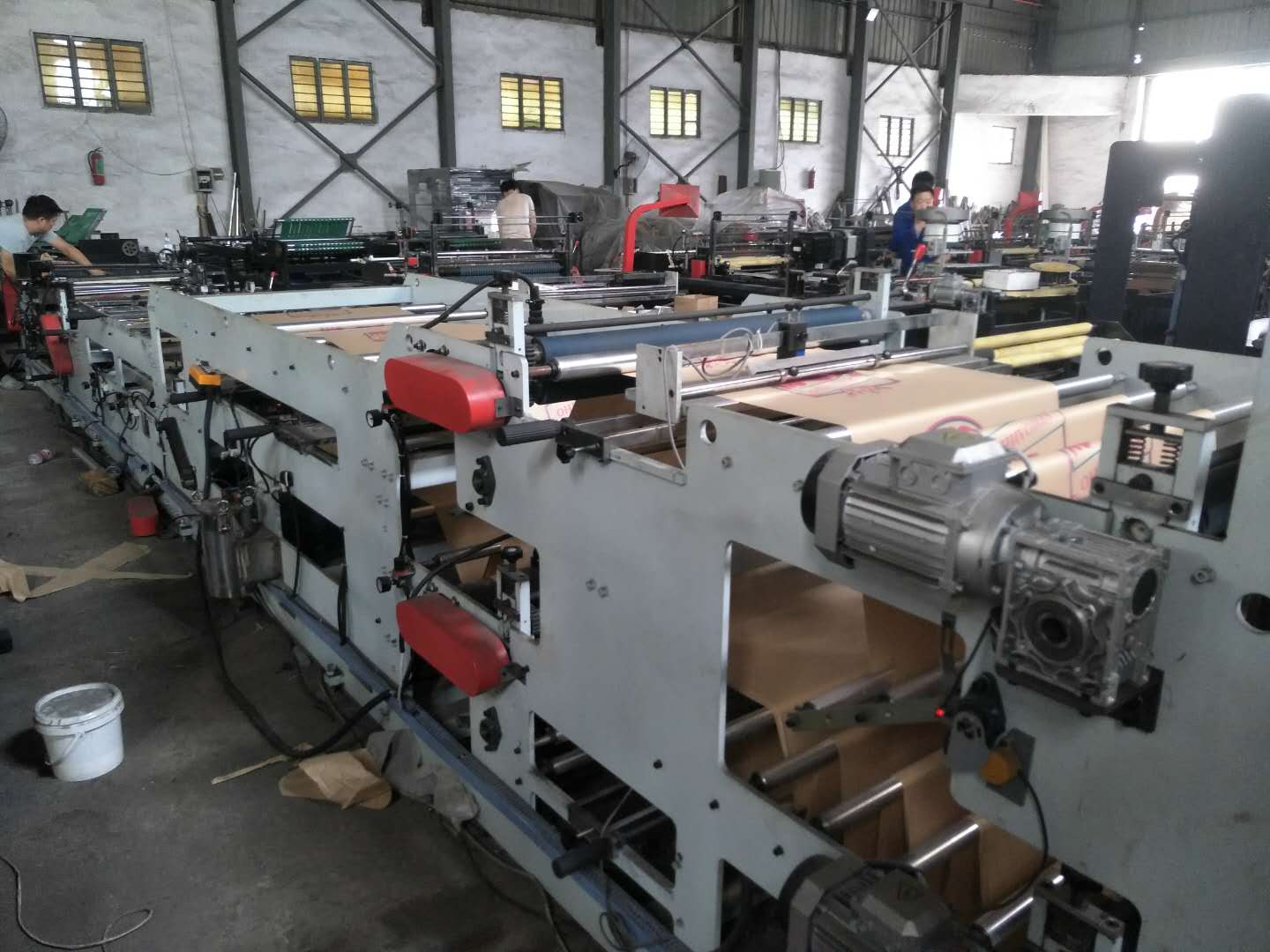 雙面醫(yī)用紙塑制袋機(jī) 雙面印刷紙塑袋制袋機(jī)