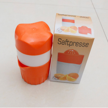 義烏果汁機(jī)電動(dòng)榨汁機(jī)多功能電動(dòng)榨汁機(jī)榨汁機(jī)廠家哪家好？榨汁機(jī)自動(dòng)汁渣分離大口徑果汁機(jī)家用果蔬榨汁