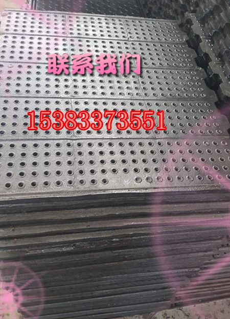 泊頭球磨鑄鐵漏糞板養(yǎng)豬設備漏糞網(wǎng)使用年限長