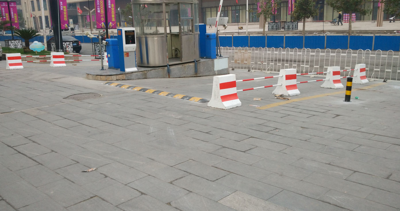 天津交通設(shè)施生產(chǎn)銷售施工安裝道路劃線車位線