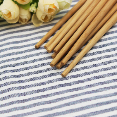竹筷子廠家直銷，供應(yīng)竹筷子，竹筷子直銷，義烏竹筷子廠家，竹筷子價(jià)格，竹筷子供應(yīng)商，竹筷子廠家