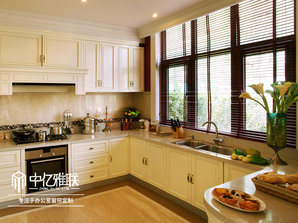 南寧市寫字樓百葉窗簾、百葉簾如何