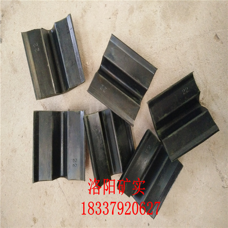 抱索器襯皮 抱索器襯皮襯墊  索道抱索器襯皮  廠家直銷抱索器襯皮襯墊