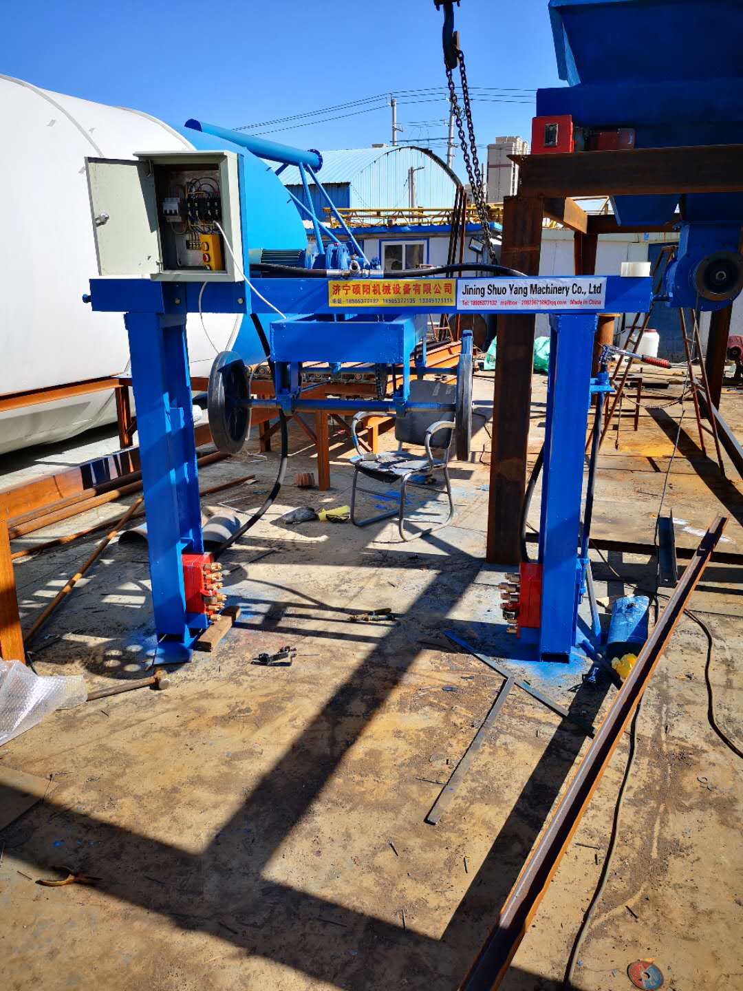 箱梁立面鑿毛機  箱梁立面鑿毛機 自動行走鑿毛機