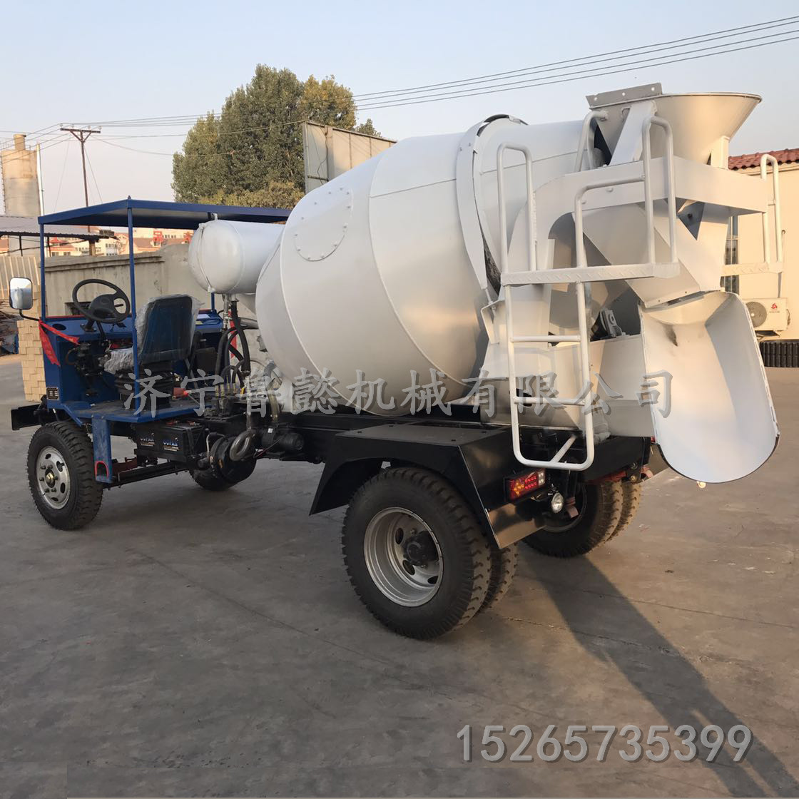 隧道*混凝土攪拌車 礦用四驅(qū)翻斗自卸車小型混凝土攪拌車