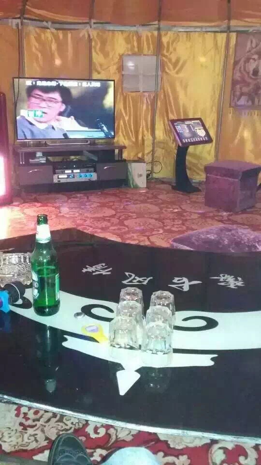 蒙古包的建筑于特色_蒙古包一個多少錢_住宿蒙古包多少錢一個？ 蒙古包安裝步驟_休閑娛樂蒙古包？  蒙古包安裝步驟