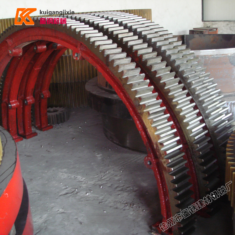 供應(yīng)4.25米復(fù)合肥噴漿造粒干燥機(jī)大齒輪