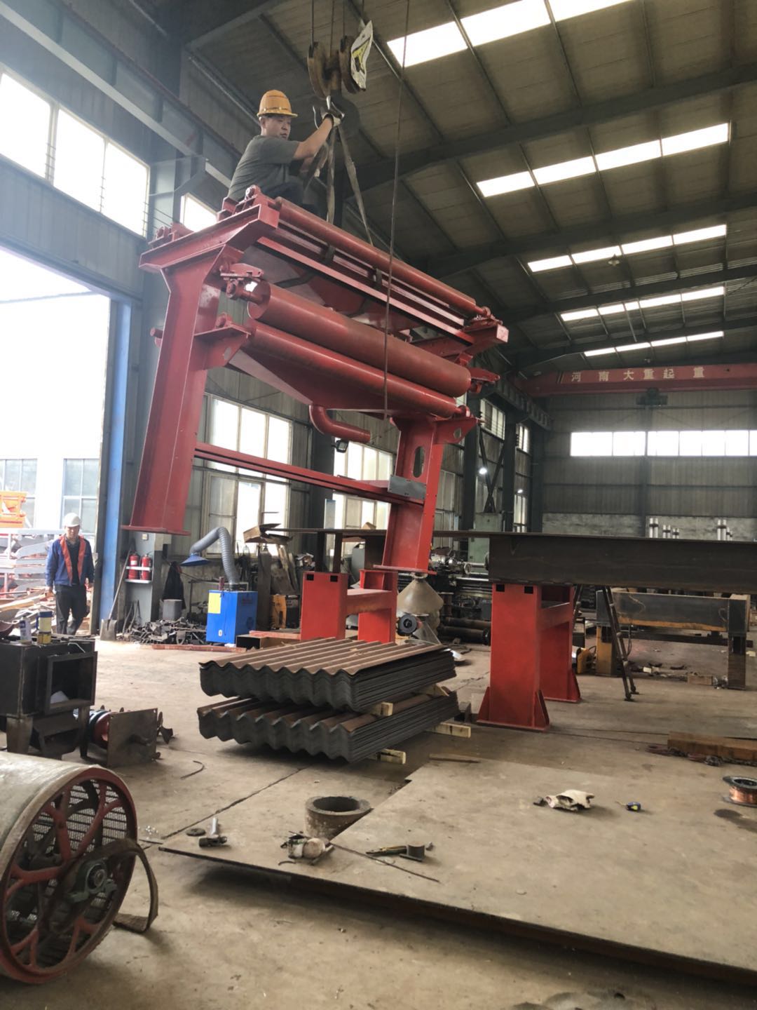 方銳硅酸鈣板生產(chǎn)線全新升級(jí)版生產(chǎn)工藝