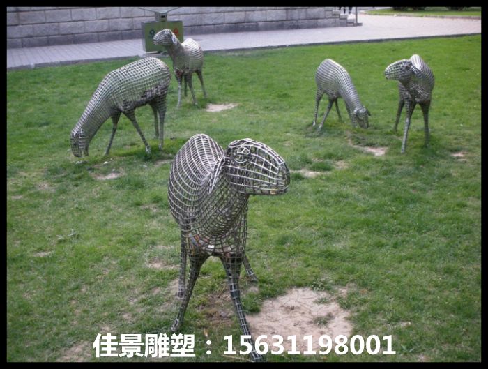 不銹鋼鏤空馬雕塑