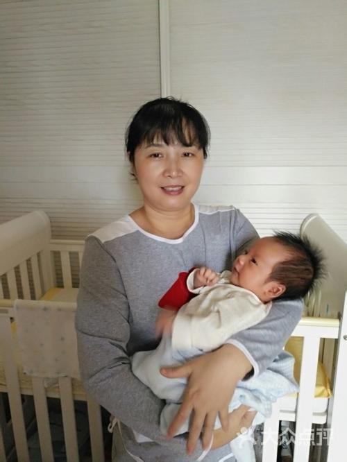 佛山月嫂服務(wù)公司-優(yōu)質(zhì)服務(wù)合理價格