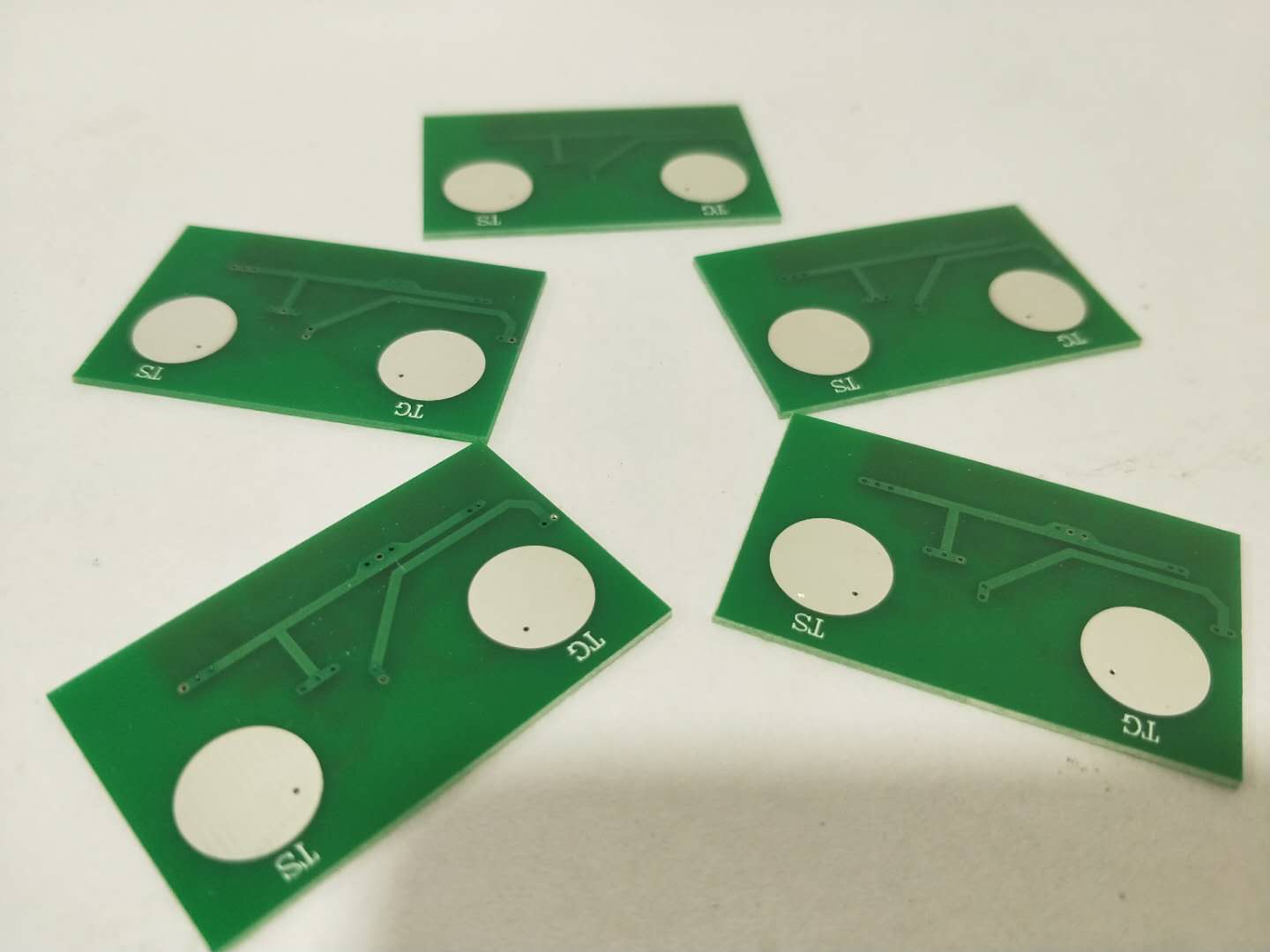 觸摸調(diào)光調(diào)色電路板