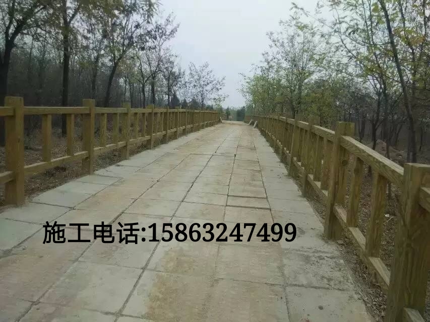 供應(yīng)擬木哪里有做 仿木欄桿 仿木欄桿圖片