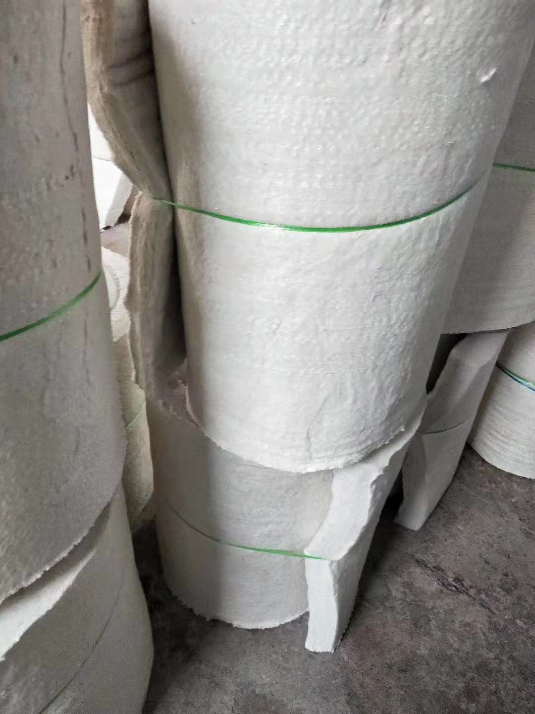 供應(yīng)徐州硅酸鋁針刺毯 徐州硅酸鋁 徐州硅酸鋁針刺毯供應(yīng)