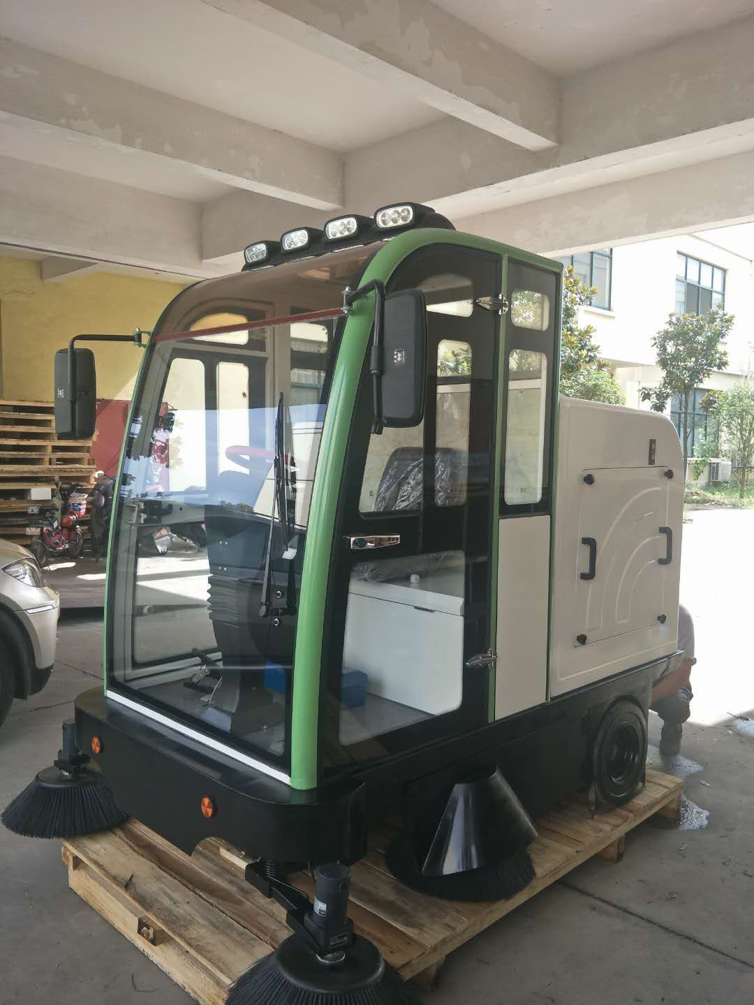 邯鄲掃地機(jī) 手推式掃地機(jī) 掃地機(jī)專賣