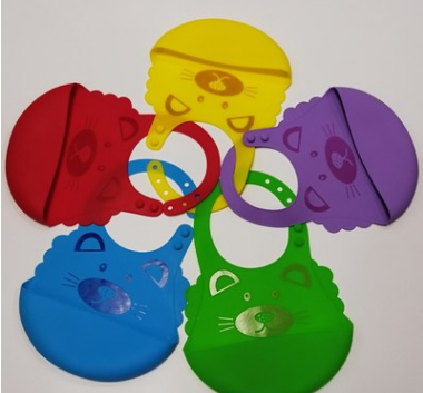 食品級(jí)硅膠萌萌獅寶寶立體防水食飯兜 兒童卡通動(dòng)物圖案飯兜