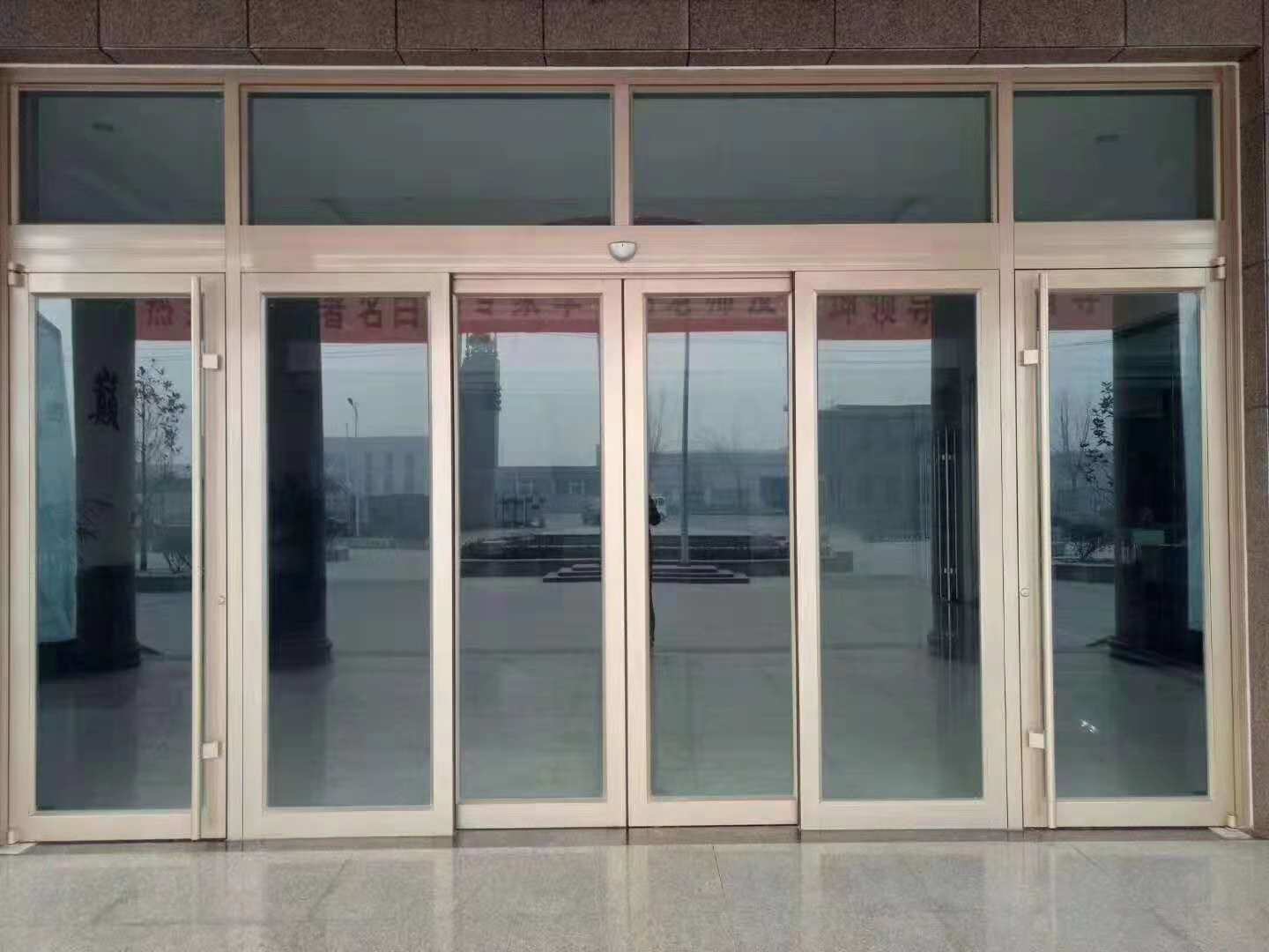 自動(dòng)感應(yīng)門(mén)機(jī)_自動(dòng)感應(yīng)門(mén)機(jī)廠家直銷(xiāo)_鄭州自動(dòng)感應(yīng)門(mén)機(jī)價(jià)格