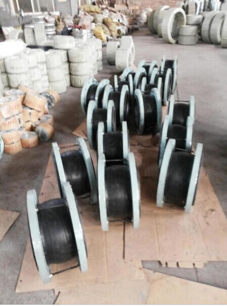 耐腐蝕可曲撓橡膠軟接頭-河北可曲撓橡膠軟接頭-哪里有襯四氟橡膠軟接頭-彎頭型橡膠軟接頭生產(chǎn)廠家