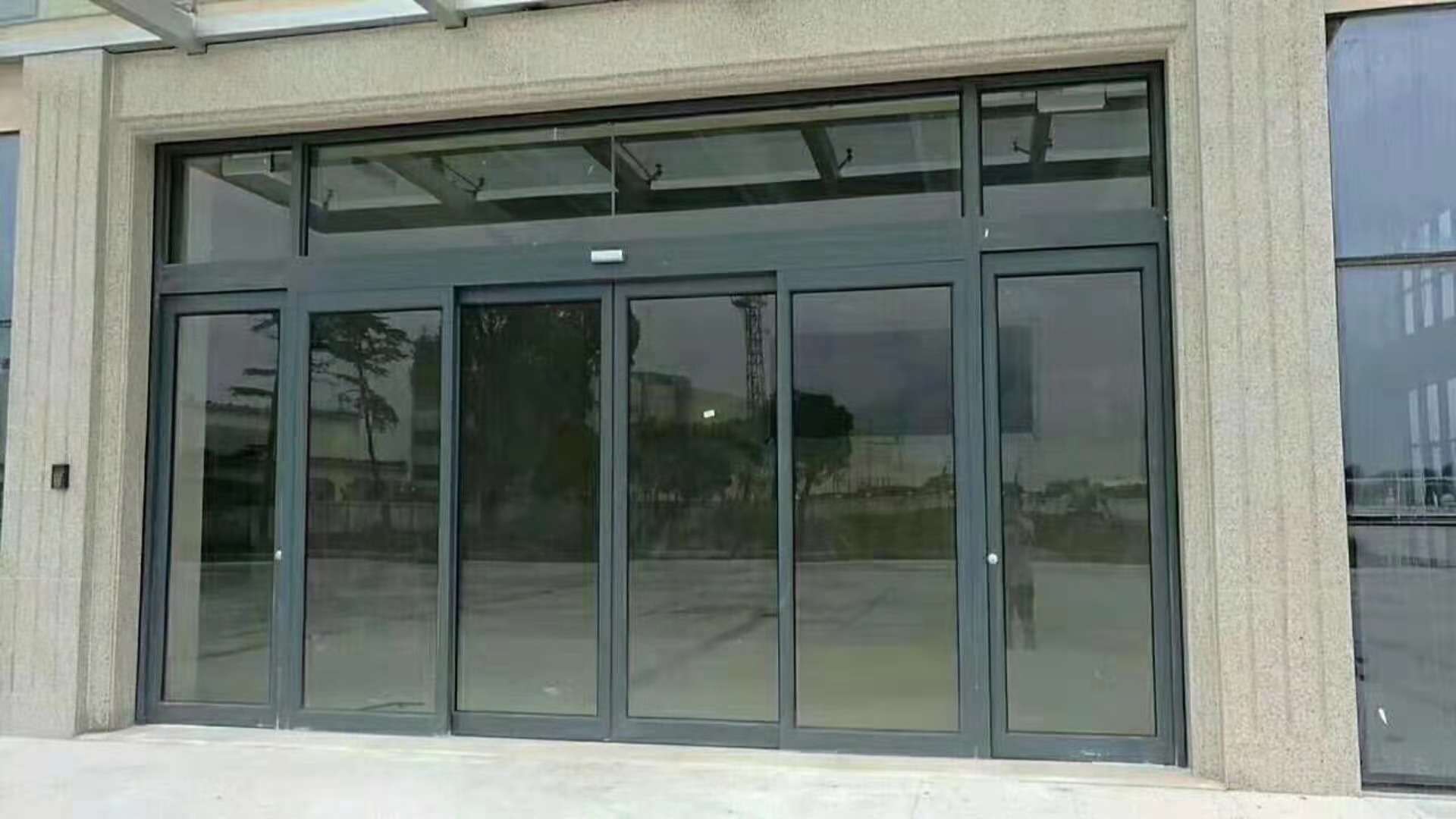 自動(dòng)感應(yīng)門(mén)機(jī)_自動(dòng)感應(yīng)門(mén)機(jī)廠家直銷(xiāo)_鄭州自動(dòng)感應(yīng)門(mén)機(jī)價(jià)格