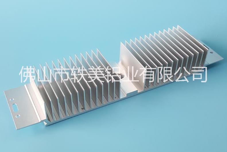 大量供應(yīng)佛山散熱器鋁型材