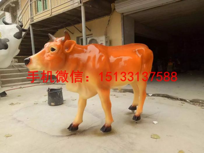 大黃牛雕塑 玻璃鋼仿真牛雕塑 玻璃鋼雕塑廠家