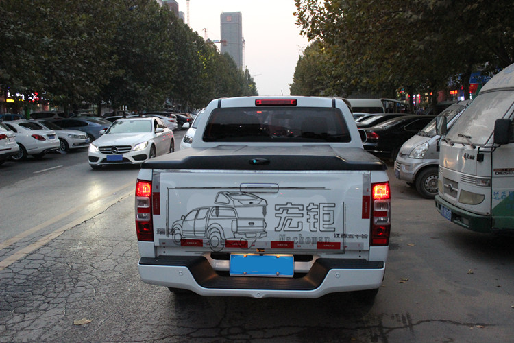 五十鈴DMAX瑞邁皮卡后蓋卷簾蓋