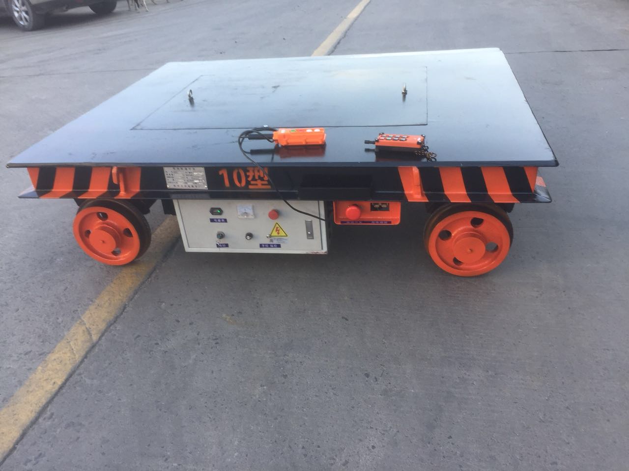 廠家提供低壓軌道電瓶車 軌道電瓶搬運(yùn)車 軌道電瓶車價(jià)格