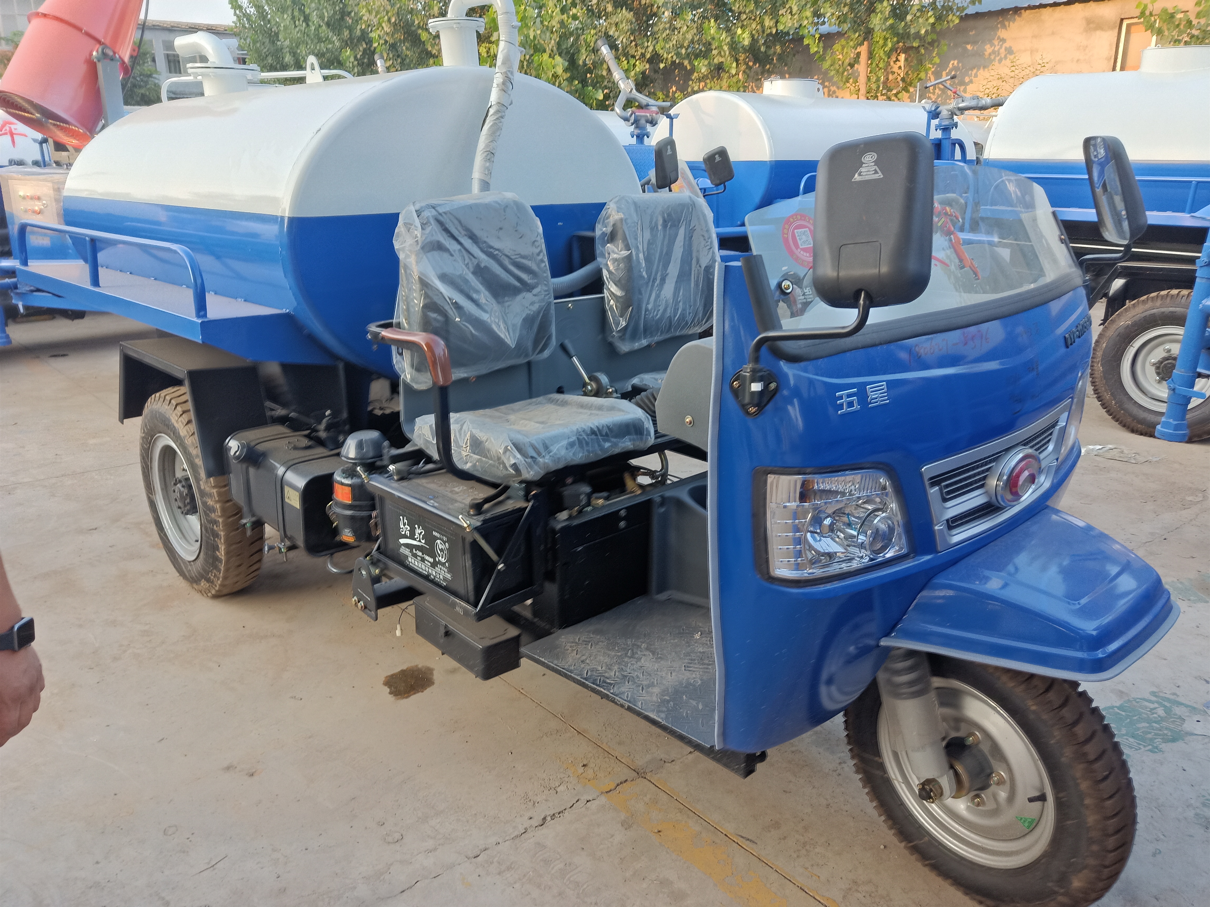 山東吸糞車價(jià)格小區(qū)物業(yè)吸糞農(nóng)村化糞池大棚用 山東吸糞車廠家