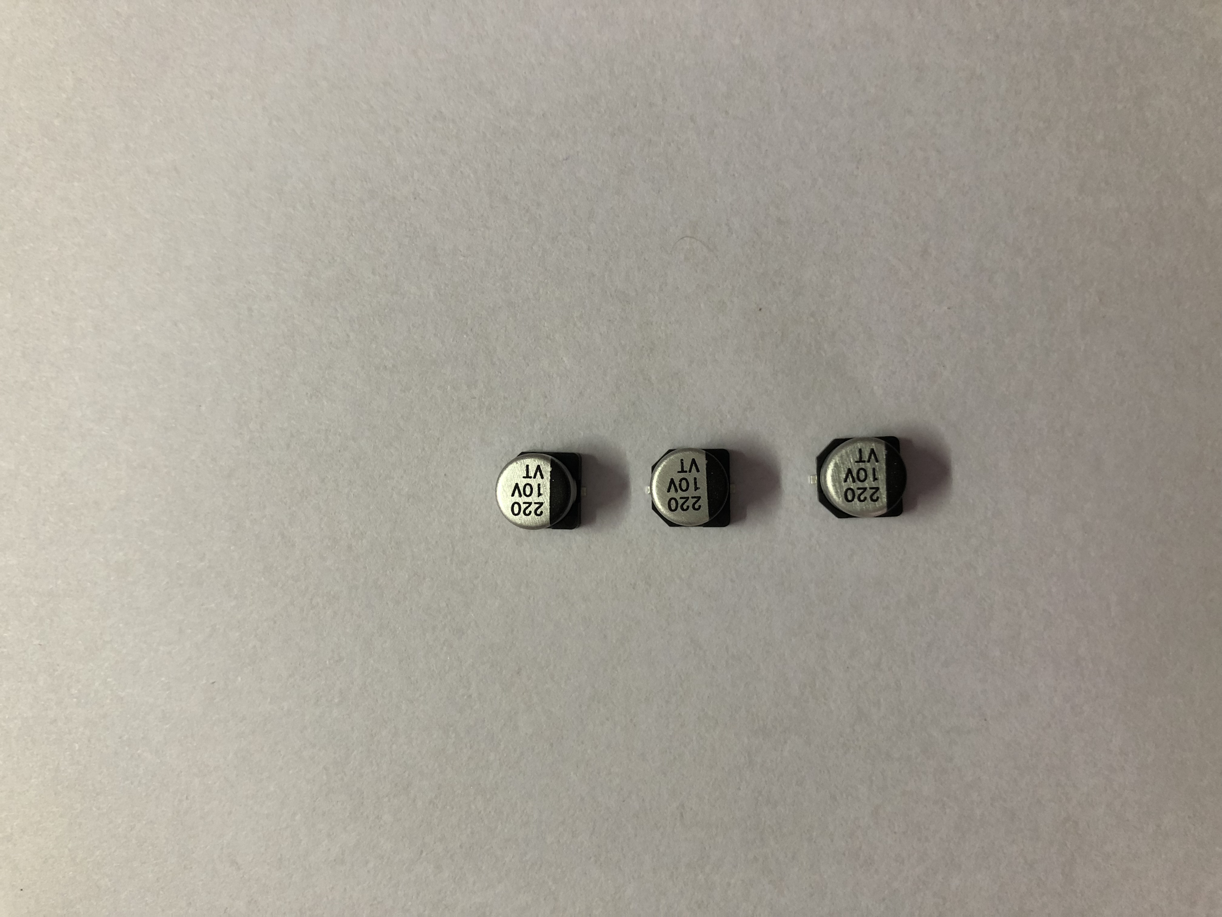 直銷(xiāo) 貼片鋁電解電容VT 220UF/10V 6.3*5.4 電解電容廠家生產(chǎn)