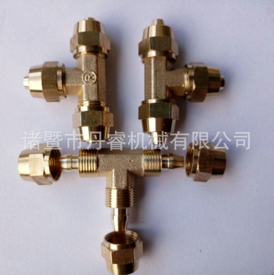 T型三通快擰接頭 壓鑄三通鎖母接頭批發(fā) 非標(biāo)接頭定制廠家 三通接頭廠家 廠家直銷三通接頭 紹興三通接頭 紹興三通接頭廠家