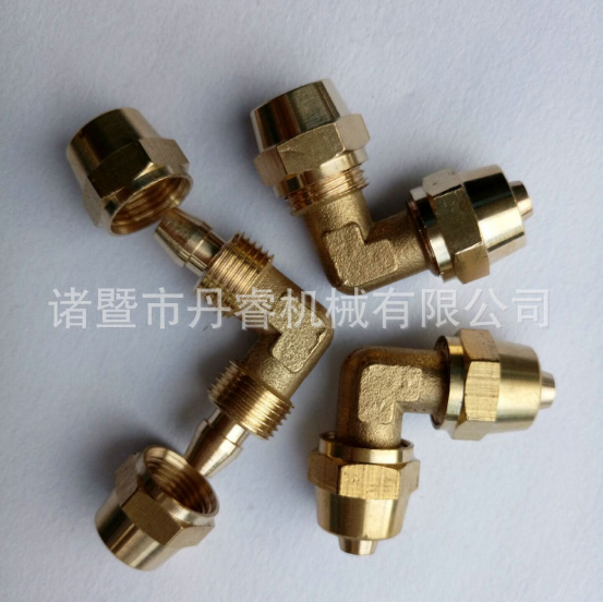 批發(fā)快擰直角彎頭 氣動軟管接頭 直角快擰鍍鎳彎頭廠家 直角銅接頭 直角彎頭廠家 浙江直角彎頭廠家 紹興直角彎頭廠家