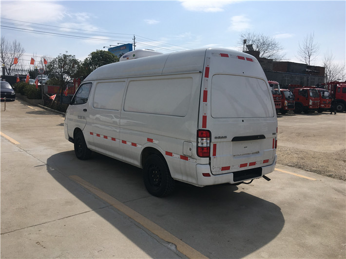 瀘州冷藏車廠家 金杯面包冷藏車價(jià)格