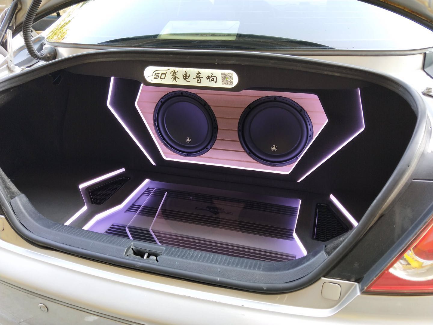 丹拿音響 汽車音響改裝  汽車音響改裝 摩雷喇叭 深圳美國(guó)捷力低音炮授權(quán)店