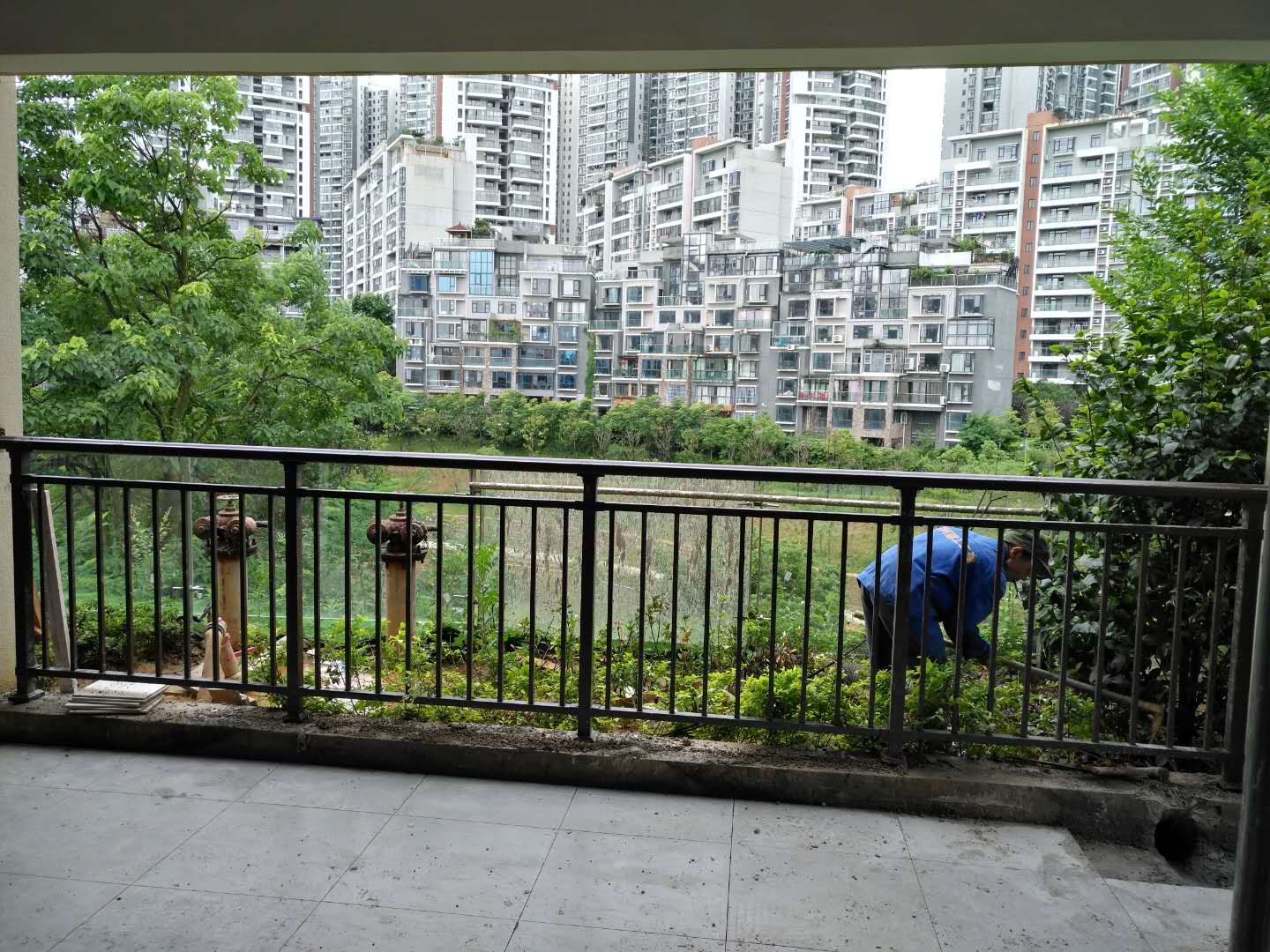 貴州陽臺護(hù)欄廠家，都勻陽臺護(hù)欄，安順陽臺護(hù)欄，畢節(jié)陽臺護(hù)欄，興義陽臺護(hù)欄，貴州陽臺護(hù)欄安裝，遵義陽臺護(hù)欄，銅仁陽臺護(hù)欄。