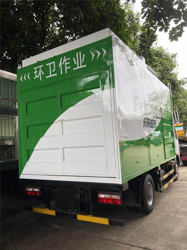 化糞池清掏車，凈化吸糞車，污泥處理車，吸糞車廠家