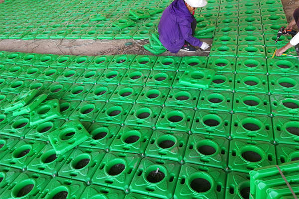 供應方形生態(tài)浮島_生態(tài)浮床_施工組裝-浮島水生植物種植公司