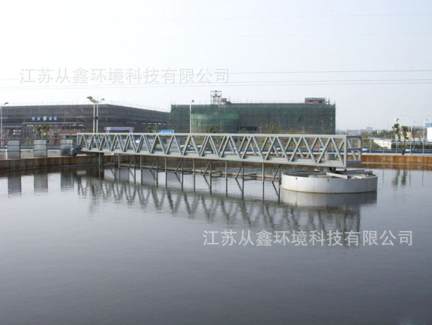 供應(yīng)平流沉淀池虹吸式刮吸泥機 江蘇從鑫 環(huán)保設(shè)備專業(yè)生產(chǎn)廠家  吸泥機廠家 吸泥機供應(yīng)商