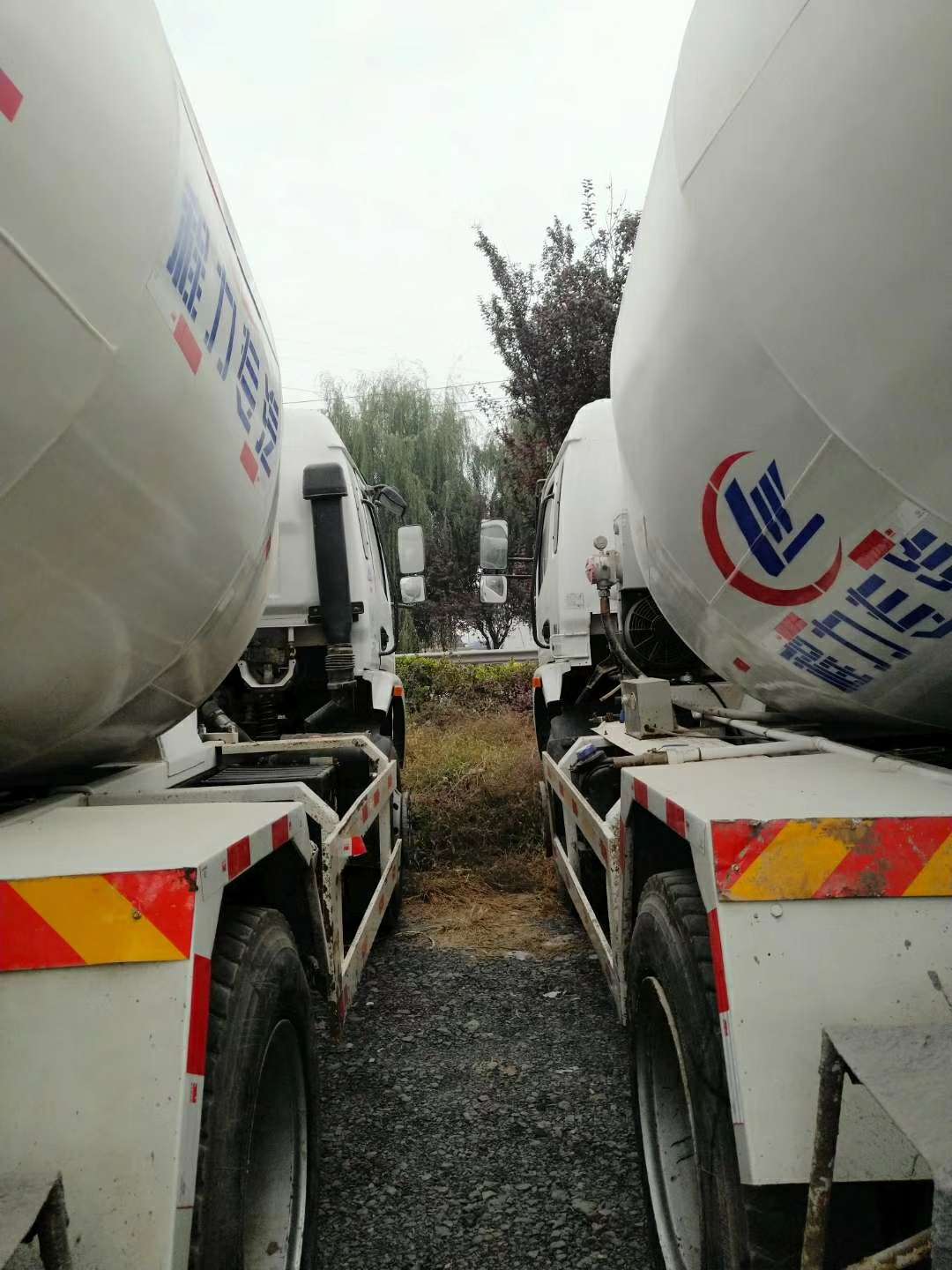 17年國五六方混凝土攪拌罐車 價格 轉(zhuǎn)賣 供應(yīng)商 廠家