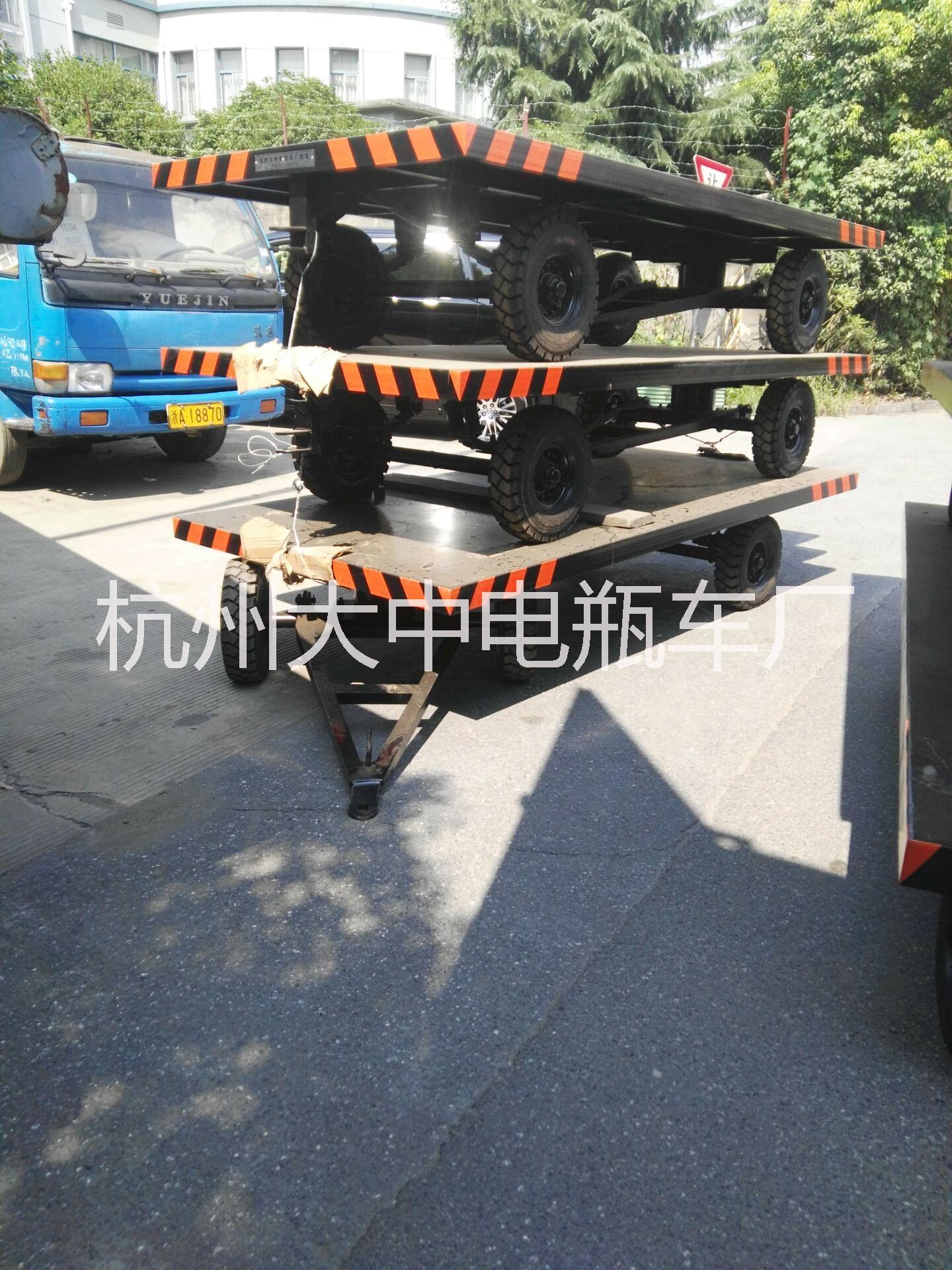 平板拖掛車(chē) 廠家批發(fā)平板拖掛轉(zhuǎn)運(yùn)車(chē)