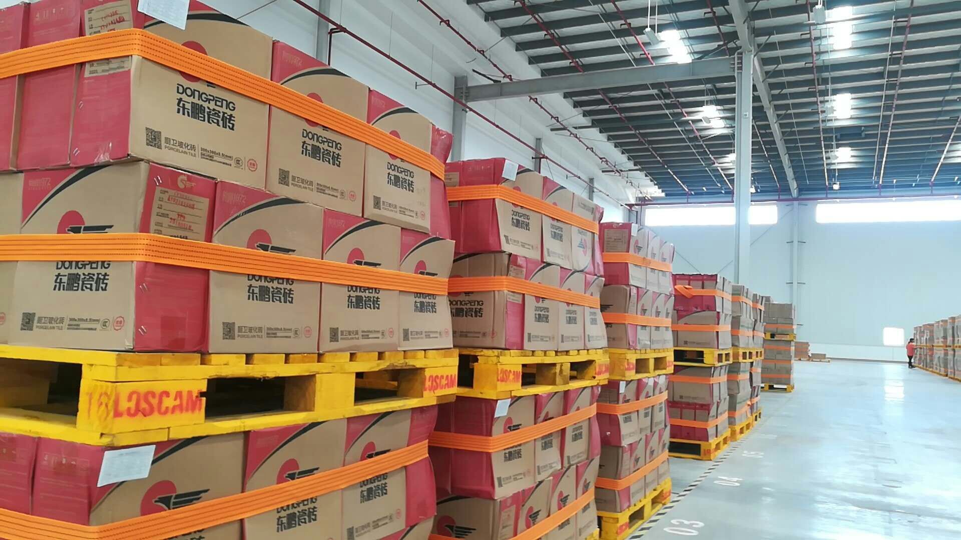 營(yíng)口鲅魚(yú)圈倉(cāng)庫(kù)出租 營(yíng)口鲅魚(yú)圈快消品倉(cāng)庫(kù)出租