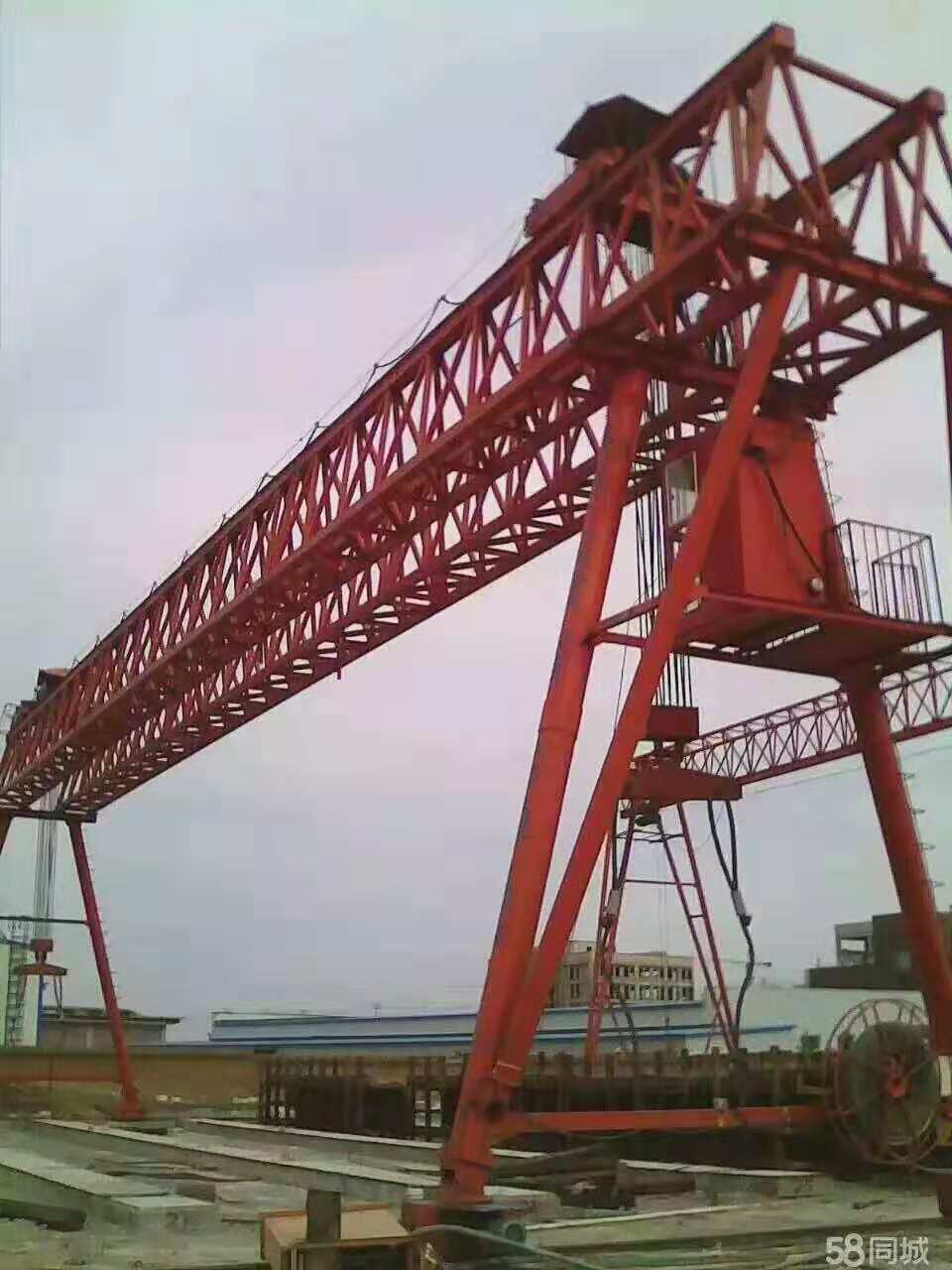 單梁行吊 升降平臺 架橋機(jī)報(bào)價(jià)