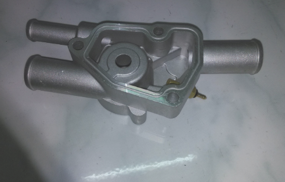 浙江節(jié)溫器蓋廠家_瑞安市檑烙汽車配件廠