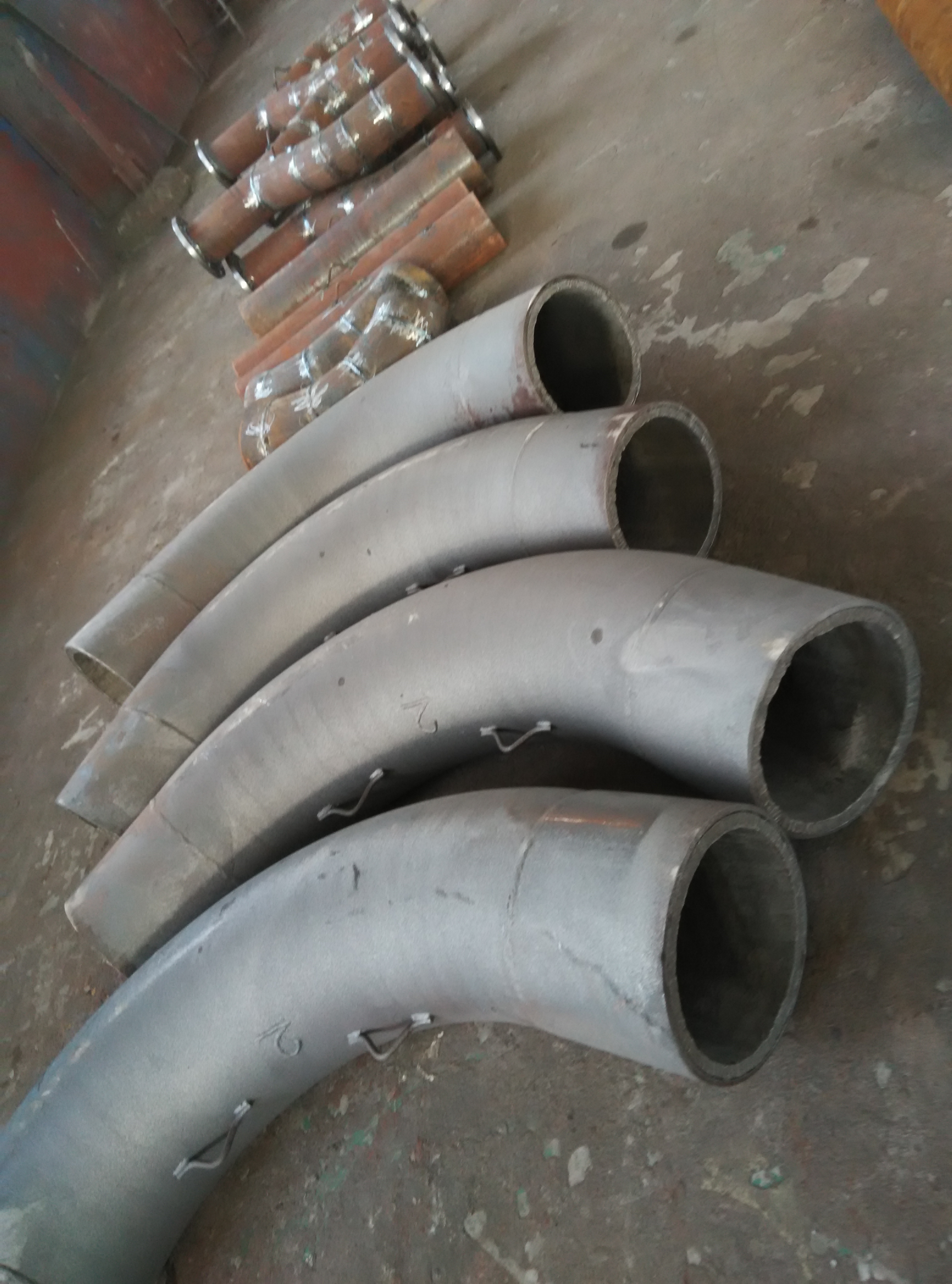 廠家供應(yīng)KMTBCr28雙金屬耐磨彎頭 雙金屬耐磨管復(fù)合管 KMTBCr28雙金屬耐磨彎頭