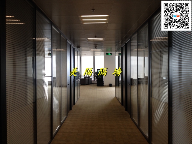 深圳辦公室中空百葉玻璃隔墻