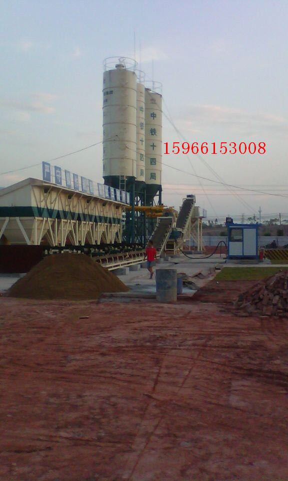 穩(wěn)定土攪拌站 混凝土拌合站