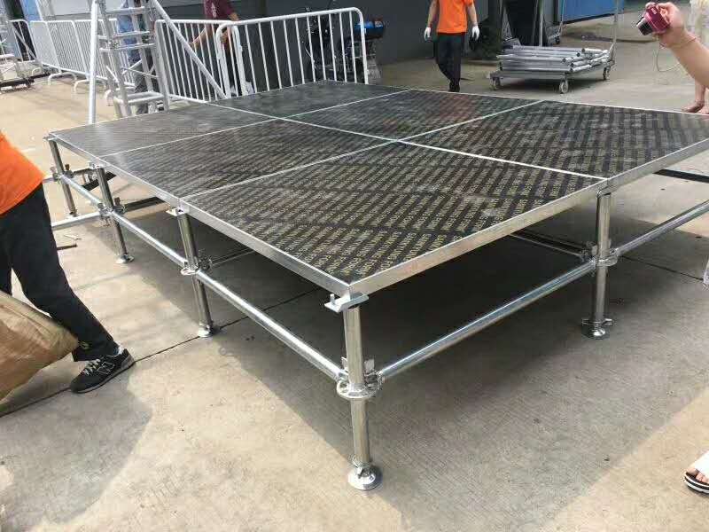 鋼鐵舞臺1220乘1220和1220乘2440