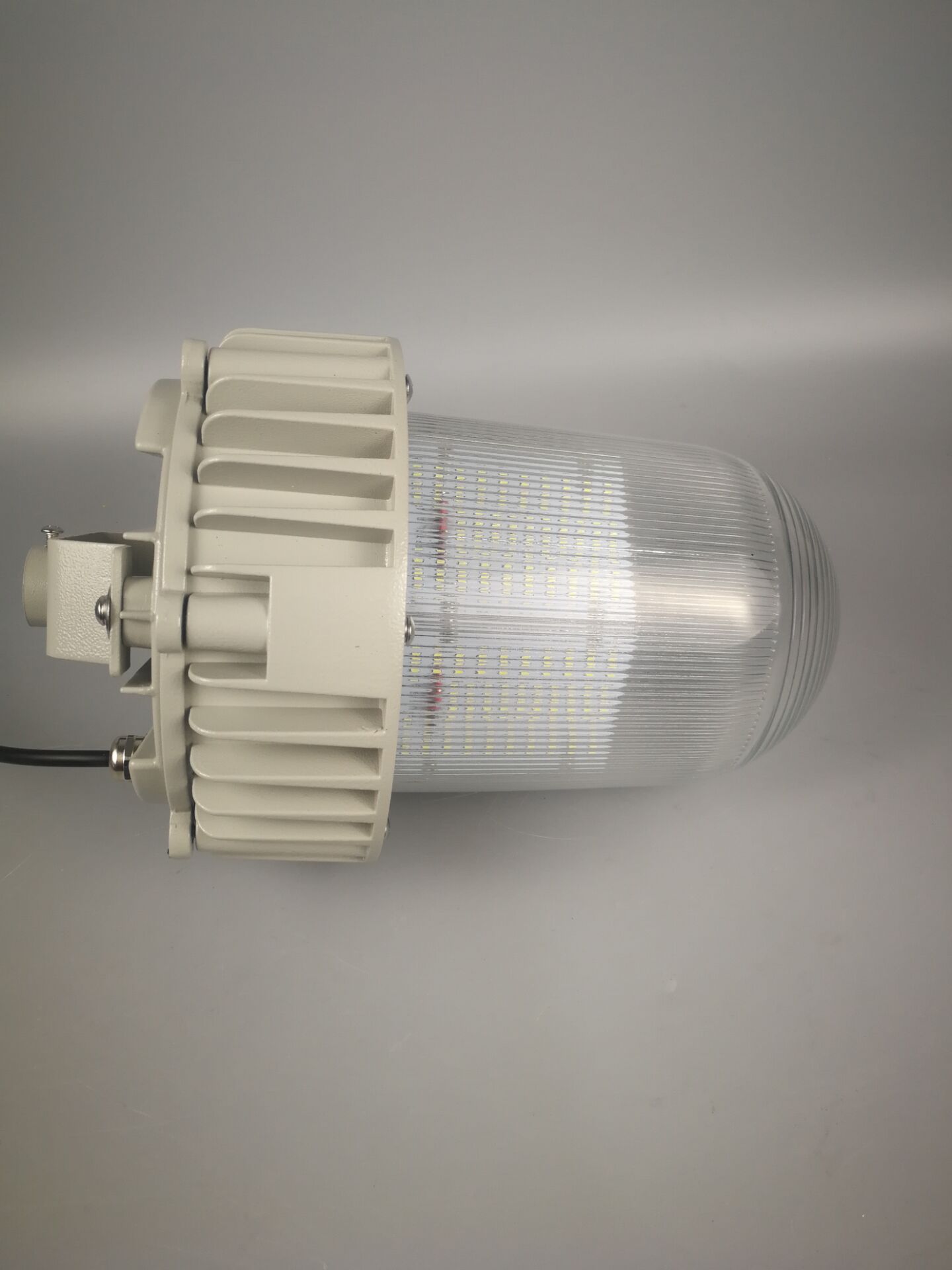 工業(yè)三防防水防塵防腐LED燈_工業(yè)三防LED燈_防水防塵防腐LED燈