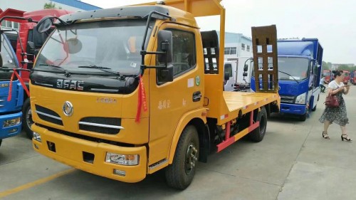 福瑞卡單橋平板拖_東風(fēng)福瑞卡小藍(lán)牌平板拖車