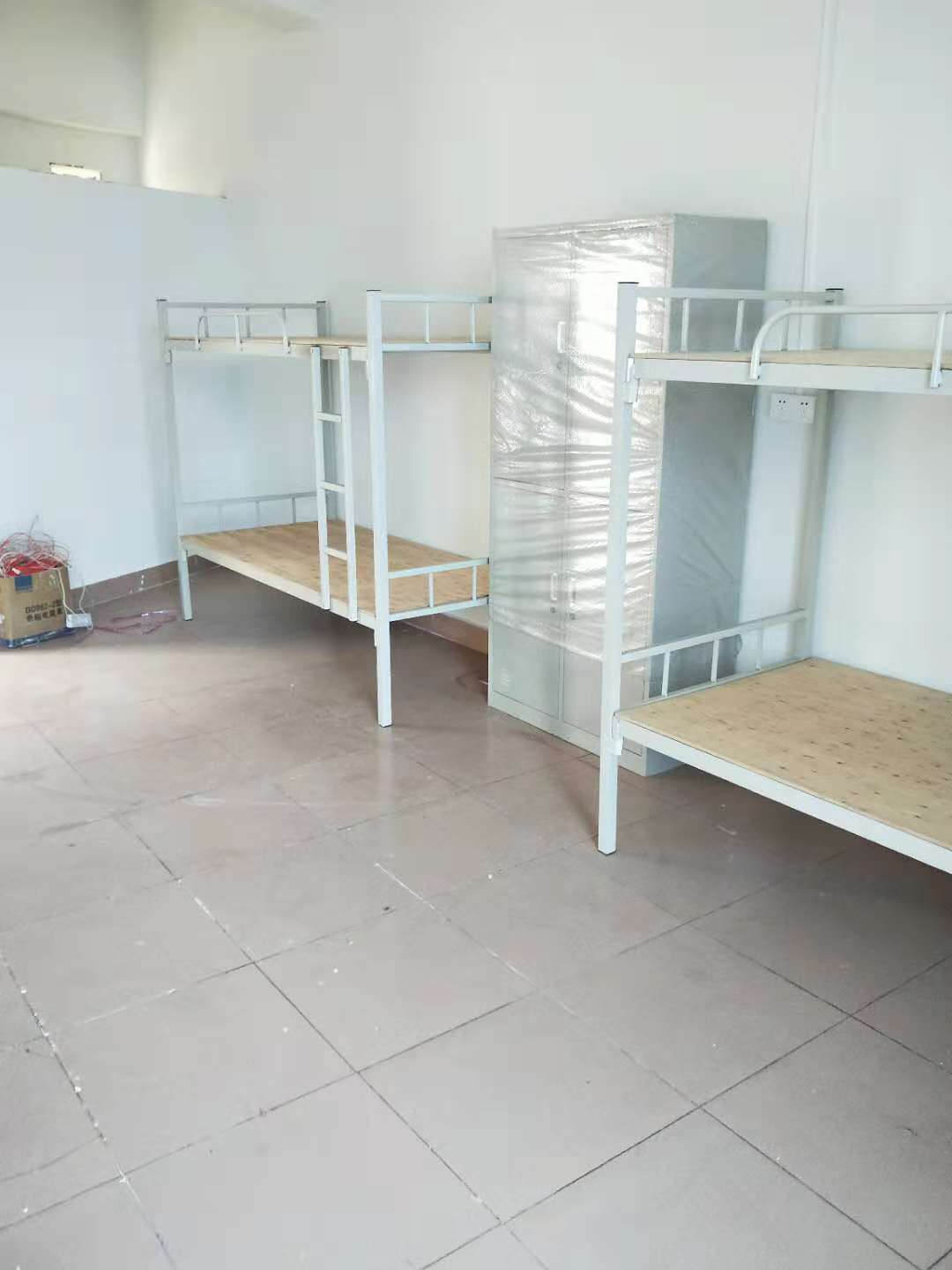 東莞補(bǔ)習(xí)班桌子優(yōu)質(zhì)供應(yīng)商