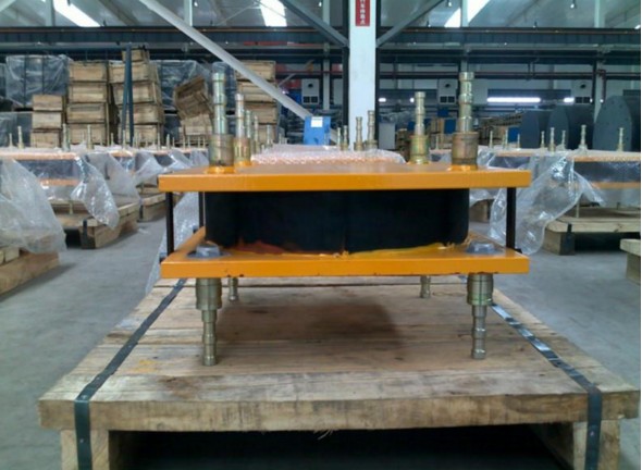 GPZ型 盆式橡膠支座現(xiàn)貨供應(yīng)