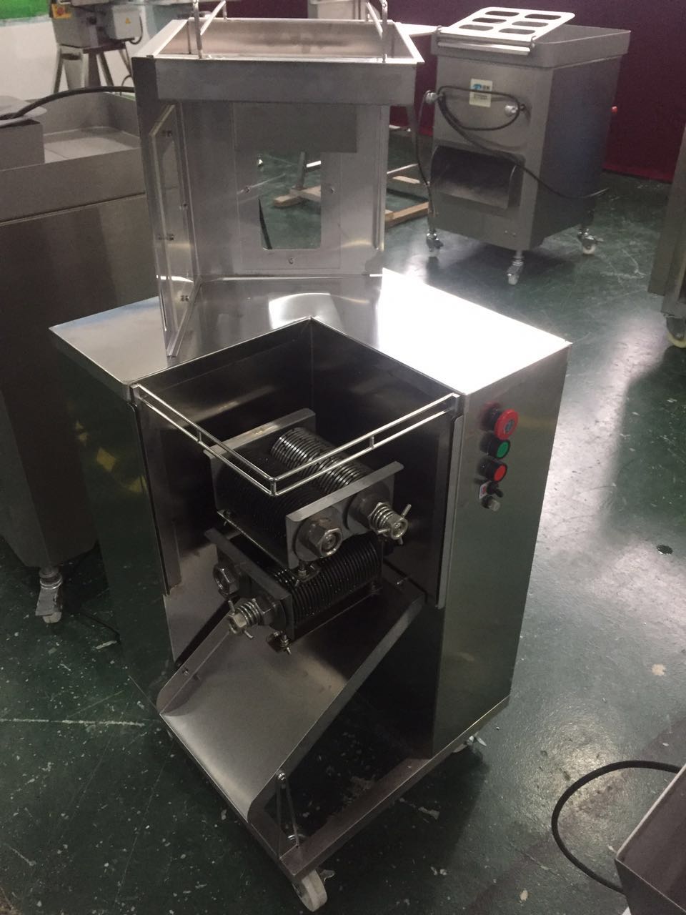 切肉絲肉片機   銳利-250肉絲肉片機